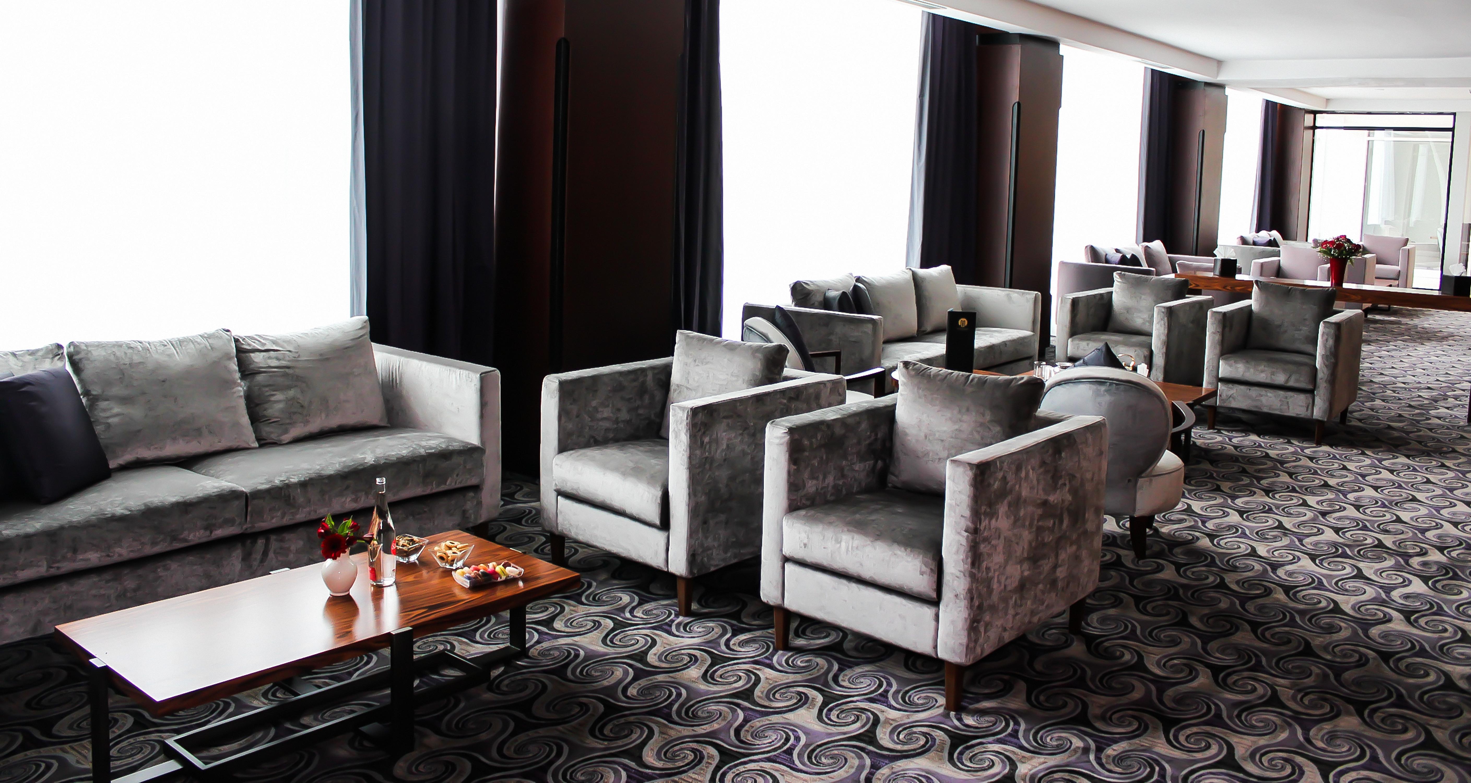 Grand Mogador City Center Casablanca Exterior photo The lounge at the airport