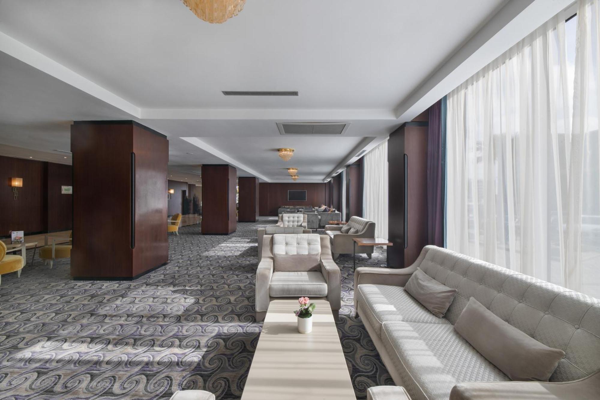 Grand Mogador City Center Casablanca Exterior photo Lobby