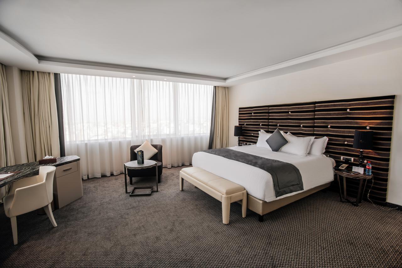 Grand Mogador City Center Casablanca Exterior photo Deluxe Room