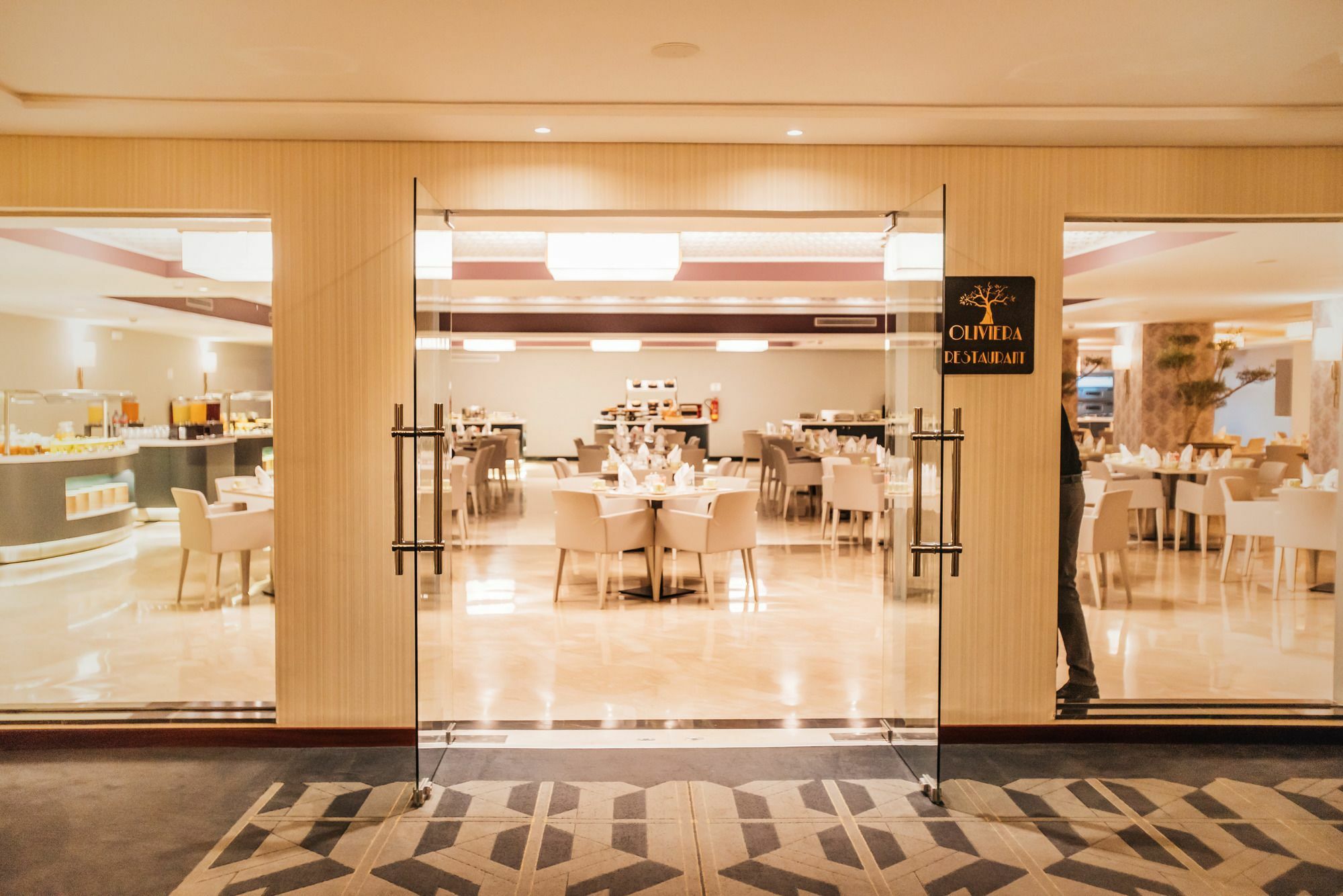 Grand Mogador City Center Casablanca Exterior photo The restaurant